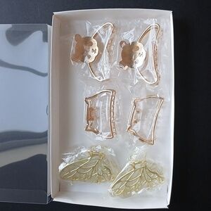 NIB set of 6 claw clips